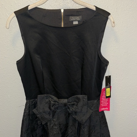 Tahari Bow Front A-line Jaquard Skirt Black Dress Women’s Size 4 NWT - Picture 2 of 11